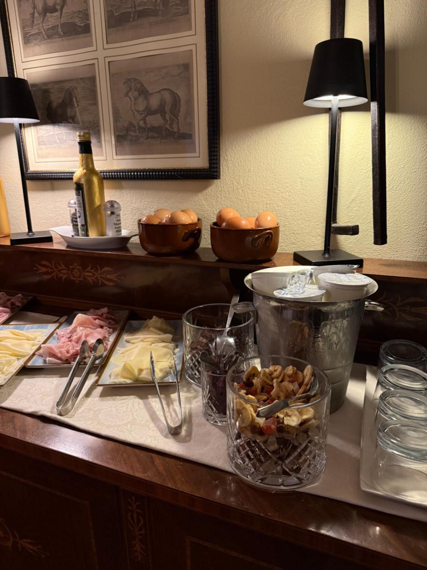 Villa Di Corliano Relais All'Ussero 산줄리아노테르메 외부 사진